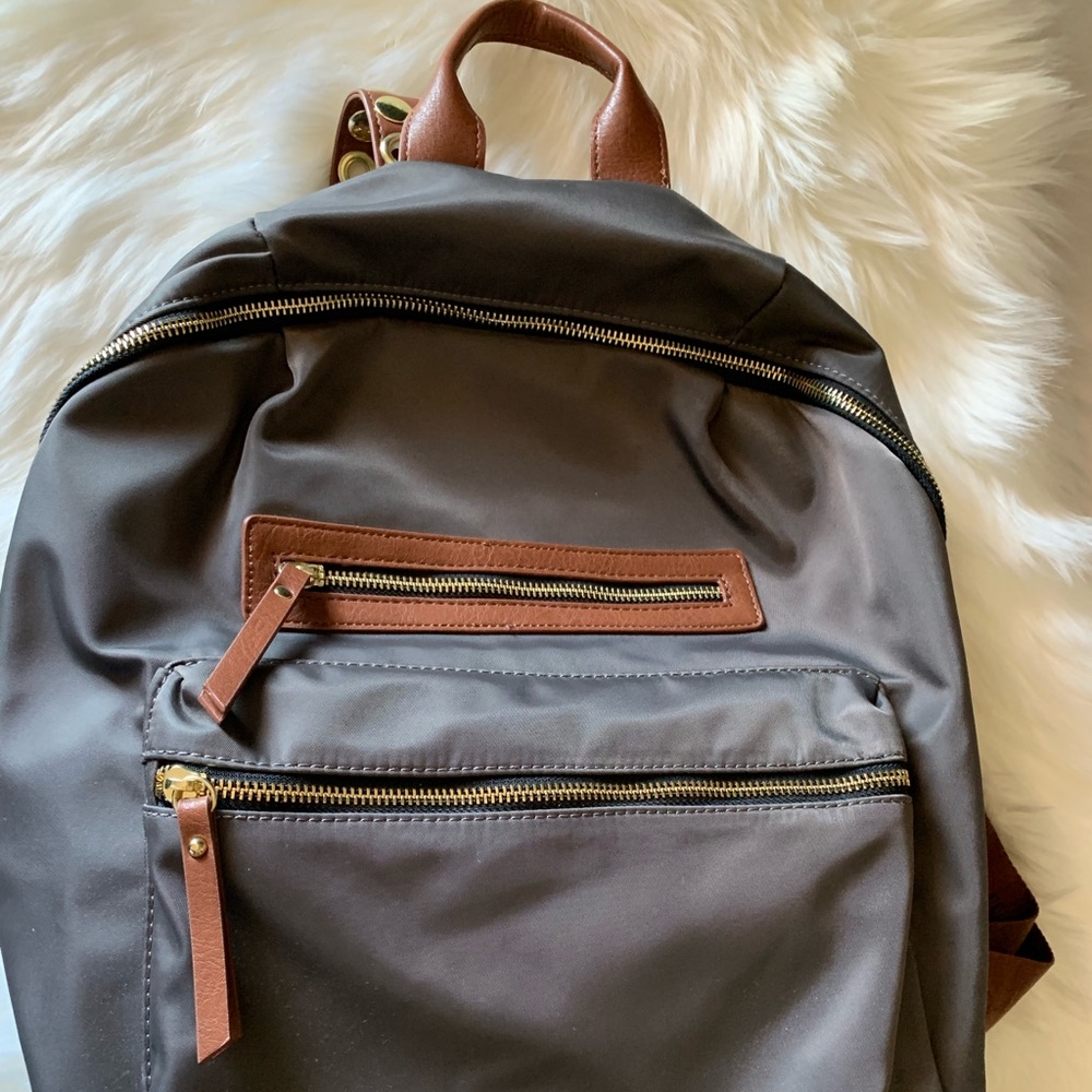 🎒STEVE MADDEN BACKPACK🎒